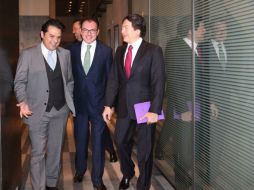 El titular de la SHCP se reunió durante dos horas con integrantes del PRD en el Senado, para analizar el IEPS a empresas refresqueras. SUN / L. Godínez