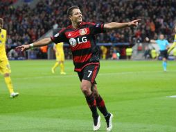 'Chicharito' firmó una de sus mejores actuaciones en el certamen continental sobre el campo de la BayArena. TWITTER / @CH14_