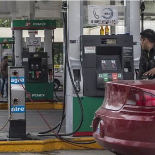 Pemex garantiza abasto de combustible tras paso de 'Patricia'