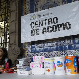 Abren centros de acopio de víveres en el Estado