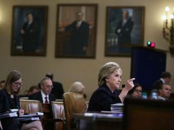 Si en 2017, Hillary juramente como presidenta, muchos recordará su audiencia en el Congreso, señalan algunos. AFP / ARCHIVO