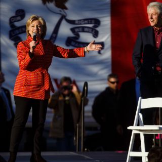 Bill y Hillary Clinton hacen campaña juntos por primera vez