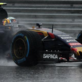 Accidente de Sainz en la Q1 provoca bandera roja
