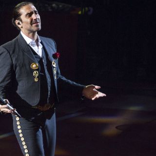 Adelantan fecha de reembolso por cancelación de Alejandro Fernández