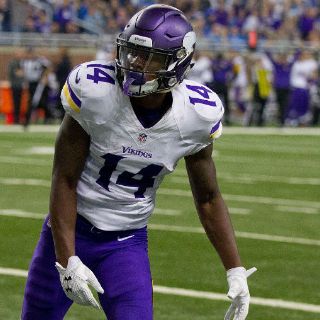 Peterson y Vikingos doblegan a Leones