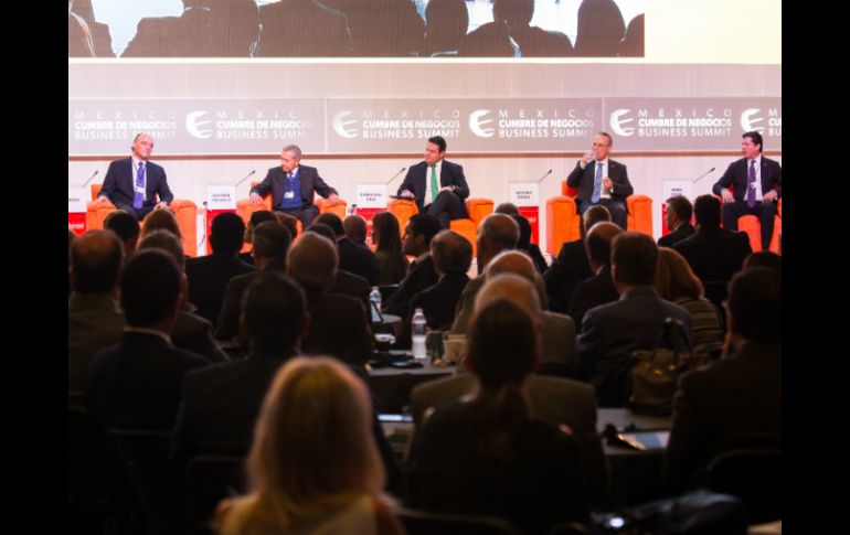 Miguel Basáñez participó en en la Cumbre de Negocios 2015. EL INFORMADOR / P. Franco