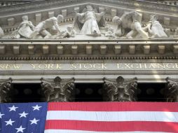 Varias voces se han manifestado en contra del alza en los intereses. AP /  M. Lennihan