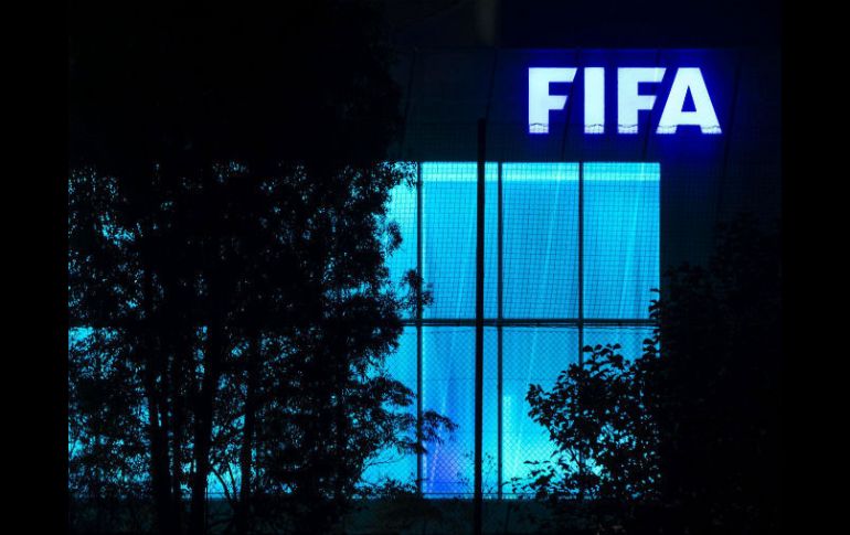 ''Soy muy optimista respecto a mis oportunidades y me comprometo a llevar a cabo cambios positivos a la cabeza FIFA'', declaró Bility. EFE / ARCHIVO