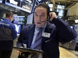 El Dow Jones tuvo pérdidas casi toda la jornada, pero fue más notorio en el S&P 500. AP / ARCHIVO