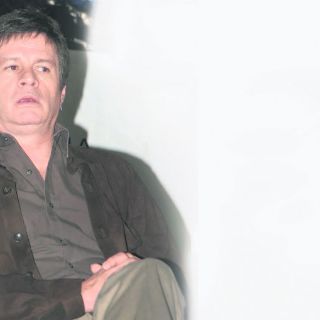 Alejandro Camacho es la señora de la casa