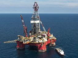 Adelantan incluir aguas profundas y ultraprofundas del Golfo de México y los primeros ''farm outs'' de Pemex. AFP / ARCHIVO