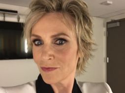 Lynch asegura estar emocionada por conducir los únicos premios que son otorgados mediante la votación del público. TWITTER / @janemarielynch