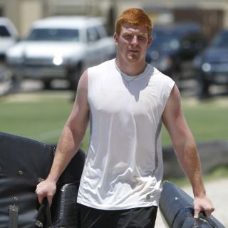Andy Dalton desplaza a Tom Brady en liderato de pasadores