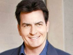 Charlie Sheen ha ido de desastre en desastre a diferencia de su padre quien es un laureado actor. SUN / ARCHIVO