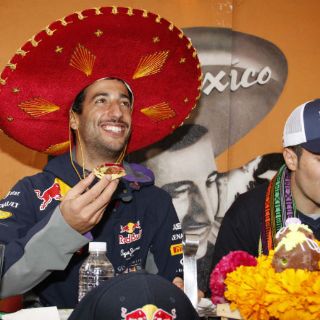 Daniel Ricciardo recorre a la mexicana el DF