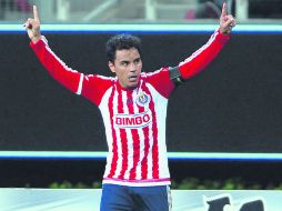 De la pierna izquierda de Omar Bravo salió el potente disparo que llevó a Chivas a la Final. MEXSPORT /