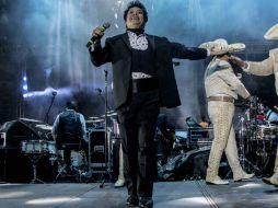 El 'Divo de Juárez' disfruta del éxito de su nuevo disco. EL INFORMADOR / ARCHIVO