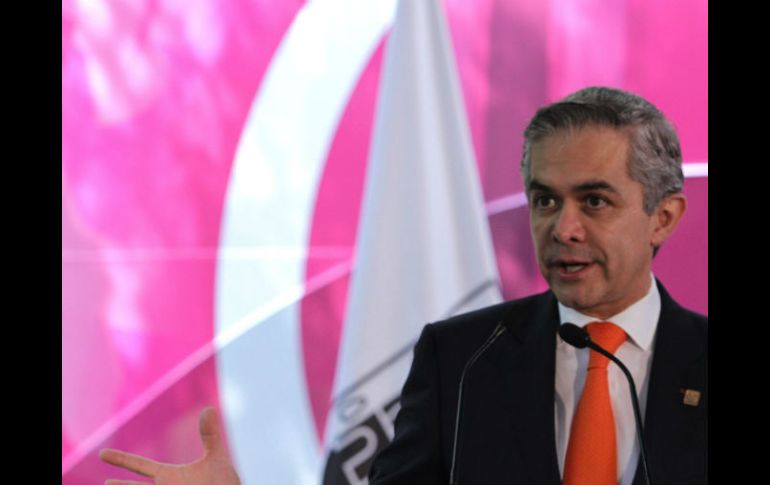 Durante la instalación del Consejo para el Memorial, Mancera dice que el gobierno no opondrá resistencia a pedir una disculpa. NTX / ARCHIVO