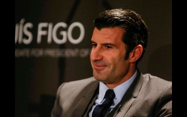 Figo señala que Gianni representa una nueva generación de dirigentes. FACEBOOK / luisfigoofficial
