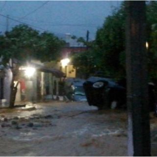 Emergencia en Cihuatlán por desbordamiento del río Marabasco