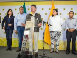 Carlos Navarrete señala que se tomará acciones de acuerdo a lo que marquen sus estatutos recientemente modificados. TWITTER / @Navarretecarlos