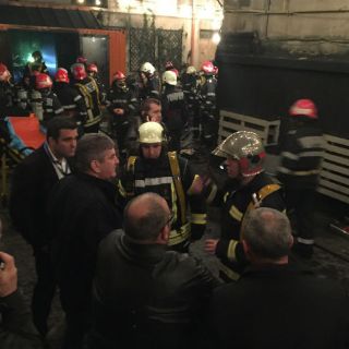 Mueren 26 personas por explosión en club nocturno de Rumania