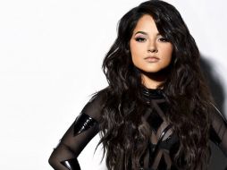 La cantante de ascendencia mexicana completa el grupo de rangers para la película. TWITTER / @iambeckyg