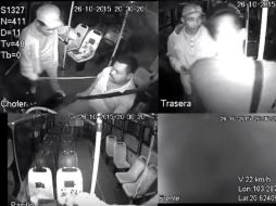 Los asaltantes amedrentan durante el trayecto al chofer. YOUTUBE / Analisis Ruta 619