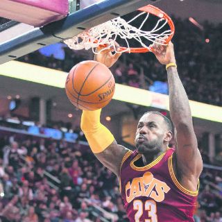 James y Love llevan a los Cavaliers al triunfo