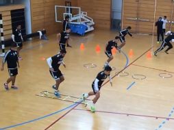 El plantel tapatío muestra su alegría y buena comunión con el pampero y espera que el hechizo no termine. TWITTER / @Chivas