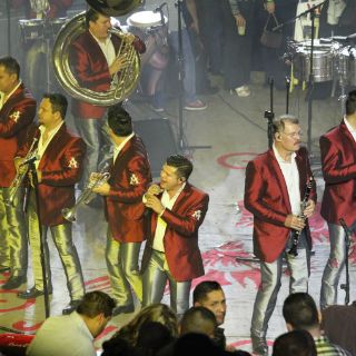 La Arrolladora 'enciende' el Palenque
