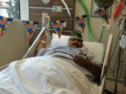 Su alegría por los buenos pronósticos de la operación creció por el gesto del goleador del Real Madrid. NTX / ARCHIVO