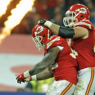 Jefes apalean a Leones en semana ocho