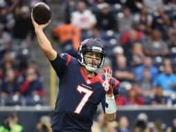 Brian Hoyer lanzó para una ganancia de 235 yardas y dos touchdowns. AP / E. Smith