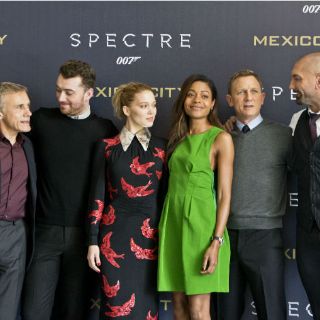 Daniel Craig promueve 'Spectre' en México