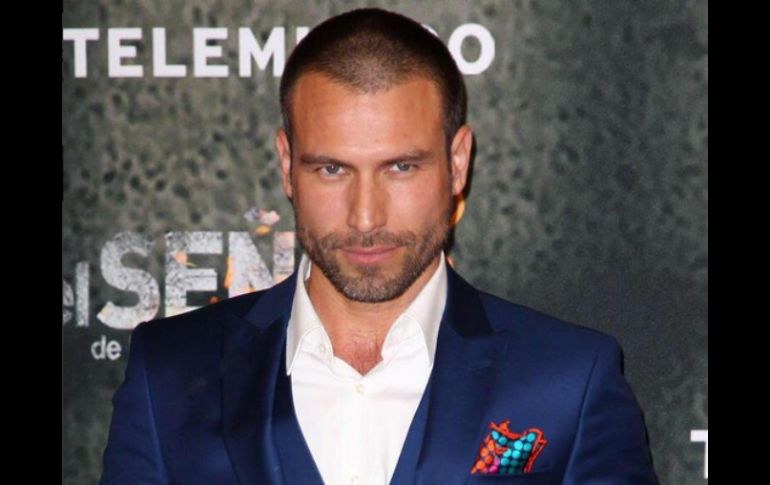 Aseguran que la serie ha sido un éxito y en gran parte ha sido por el trabajo y dedicación de Rafael. TWITTER / @RafaAmayaNunez