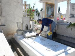 El cementerio tapatío más visitado fue el de Guadalajara con 350 mil 299 este lunes. EL INFORMADOR / M. Vargas