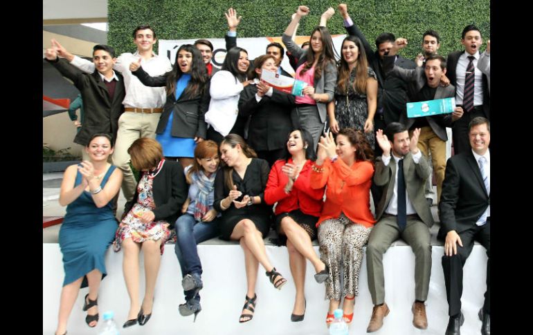 El equipo de Irving Quintana triunfó en 'Jalisco 1000 por ciento' con una fragancia o perfume del bagazo del agave. EL INFORMADOR / P. Franco