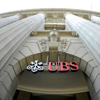 Banco UBS participa en investigaciones por caso FIFA