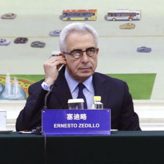 Desaceleración china afecta Latinoamérica, lamenta Zedillo