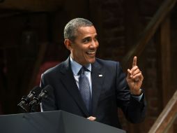 Obama ridiculizó a los aspirantes por las preguntas a que fueron sometidos, y le parece irónico quieran controlar esos eventos. AP / S. Walsh
