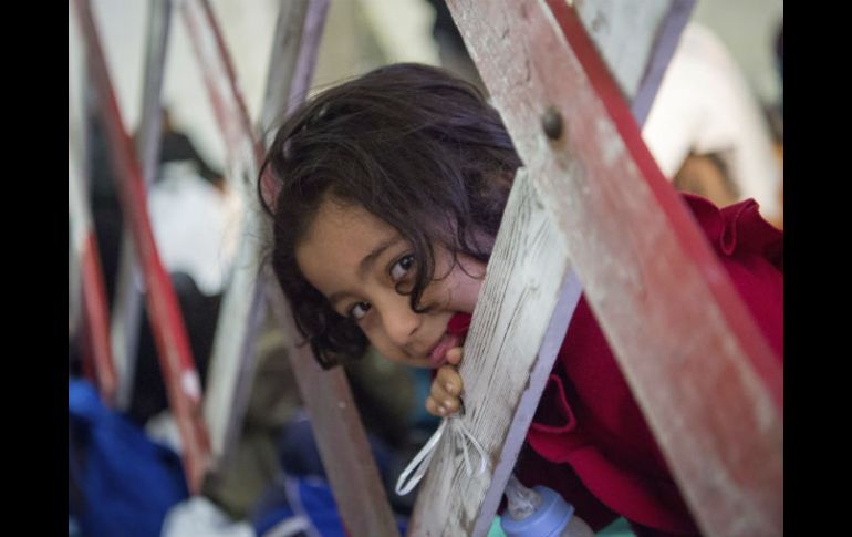 La apatridia es un fenómeno que condena a la discriminación y a desesperanza que provoca no pertenecer a ninguna parte. EFE / ARCHIVO