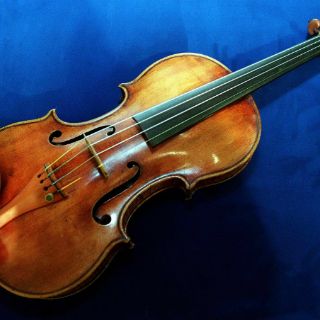 Presentan en Argentina la colección de violines más valiosa de AL