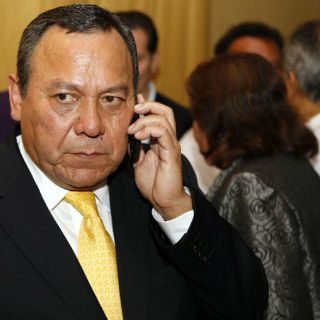 Maestros deben asumir consecuencias por sus actos: Zambrano