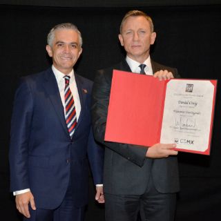 Nombran a Daniel Craig visitante distinguido del DF