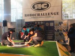 El triunfo de los jóvenes mexicanos llegó en la categoría de Humanoides. TWITTER / @gobiernover