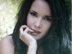 La actriz sostuvo un romance con el actor Mauricio Ochmann en 2010. TWITTER / @CamposAdrianaAc