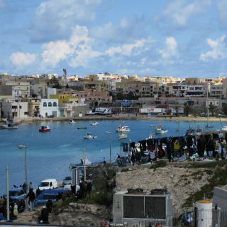 Desmantelan red de comercio sexual en Milán