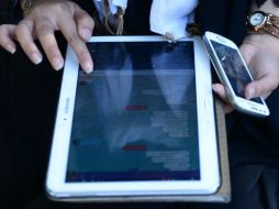 Los insumos más afectados son las operaciones satelitales y el despliegue de redes para telefonía. AFP / A. Karimi