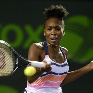 Venus Williams avanza a 'semis' del Masters B